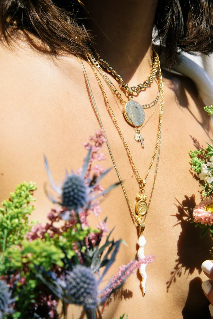 Elegant Gold-Tone Medallion Necklace - Image 4