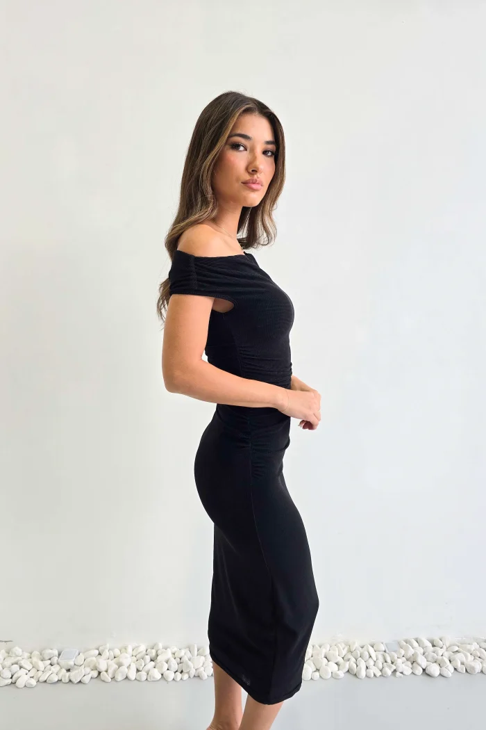 Elegant Off-Shoulder Black Dress - Image 8