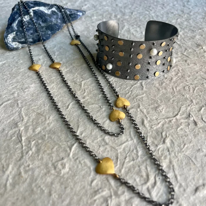 Stylish Embellished Black Bracelet - Image 4