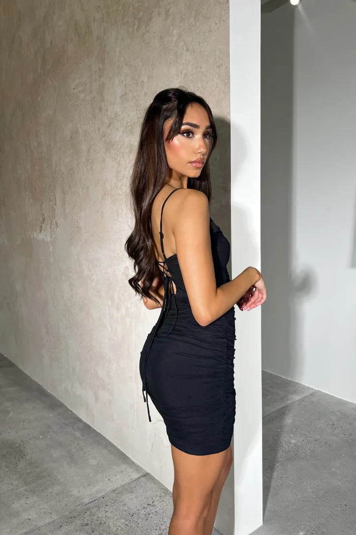 Elegant Black Bodycon Dress - Image 4