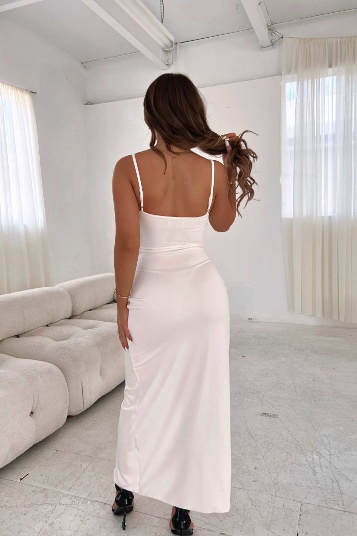 Elegant White Spaghetti Strap Maxi Dress - Image 8