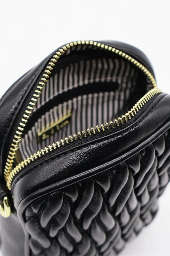 Elegant Quilted Crossbody Bag - Image 2